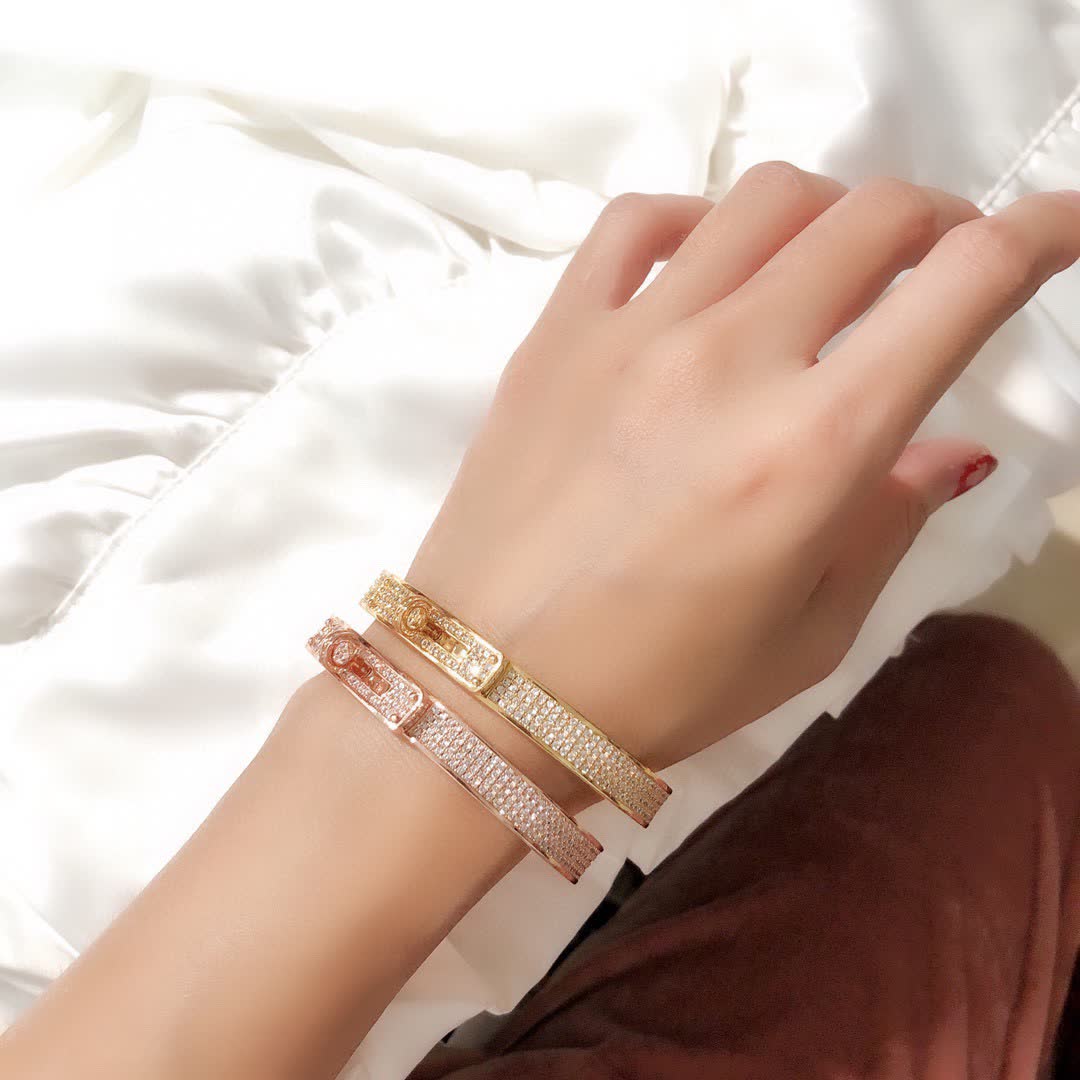 Hermes Hermès Gold Bracelet with Diamonds