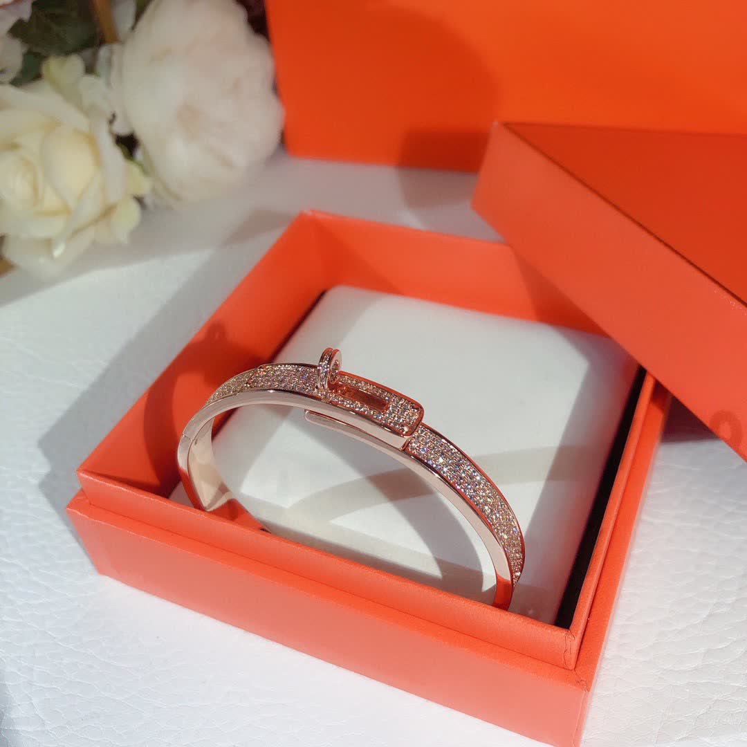 Hermes Hermès Gold Bracelet with Diamonds