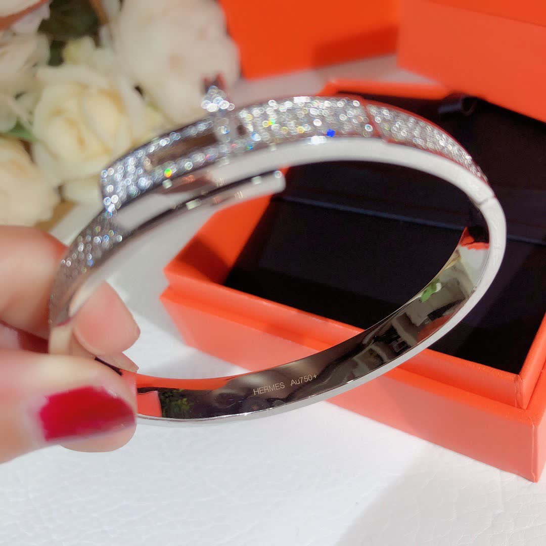 Hermes Hermès Gold Bracelet with Diamonds