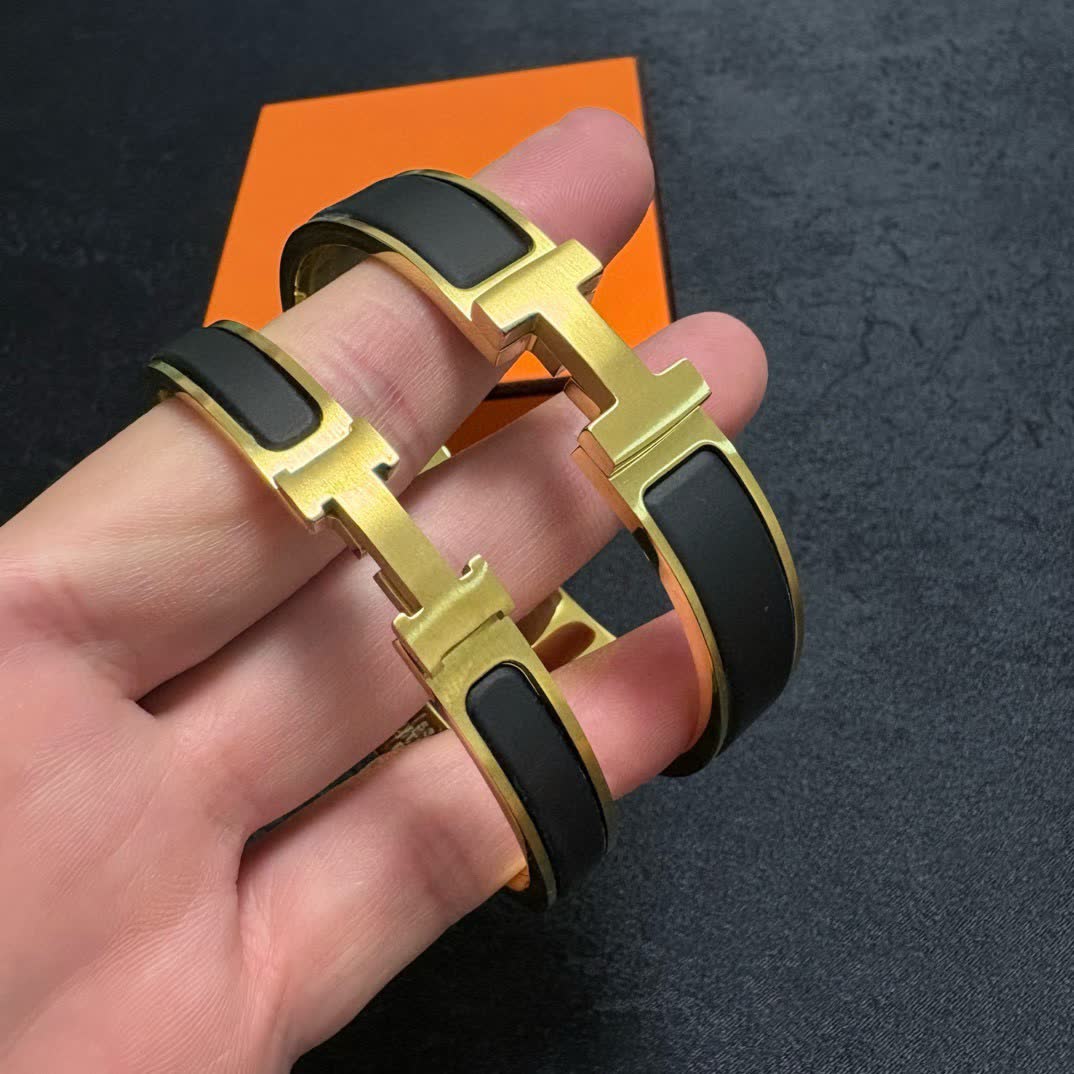 Hermes Hermès H Bracelet Hermes Hermès H Bracelet