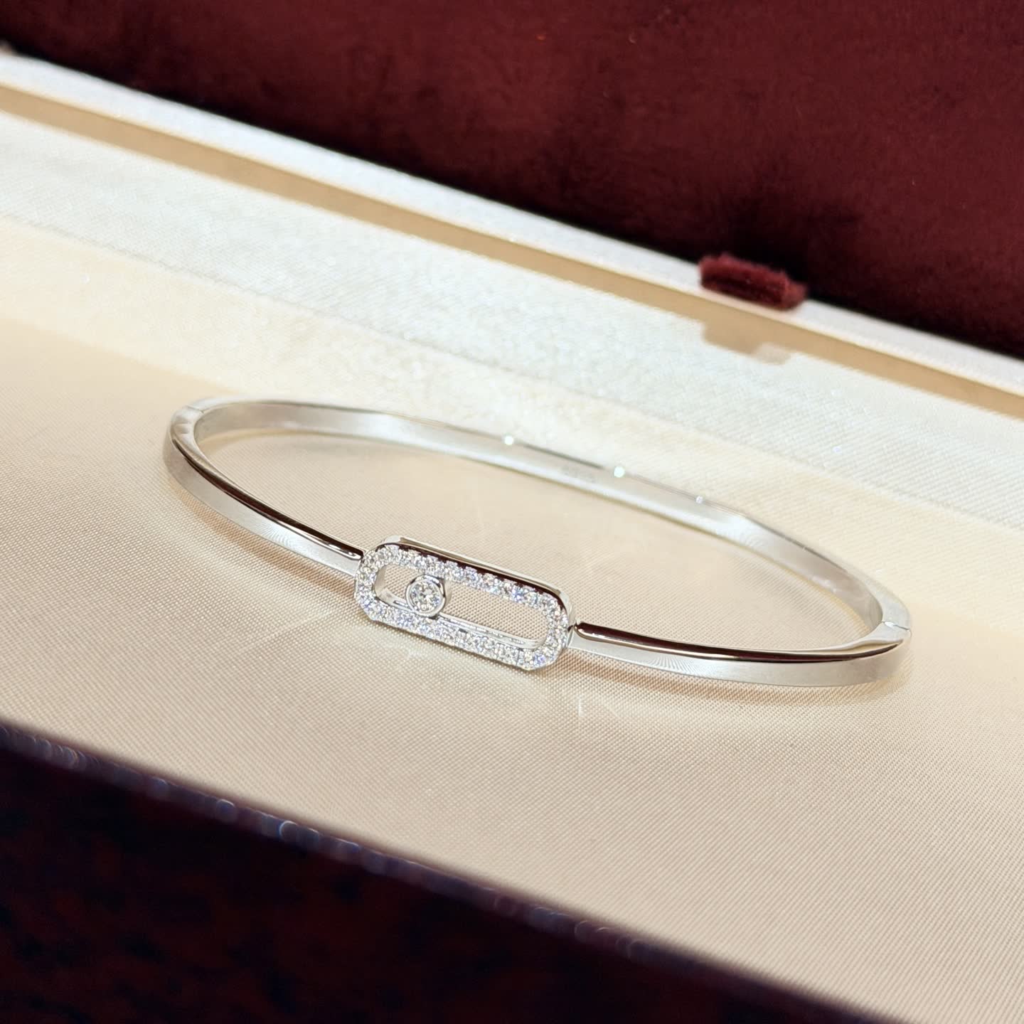 Messika Elegant Silver Bangle Bracelet with Diamond Accents