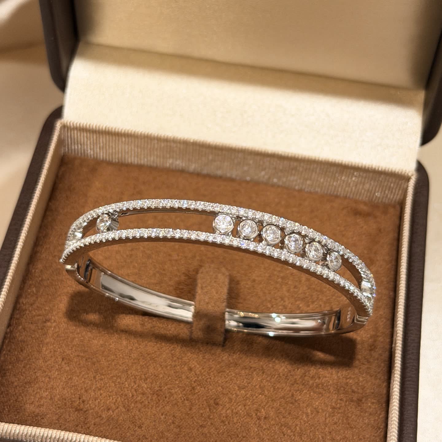 Messika Elegant Silver Diamond Bangle Bracelet Messika Elegant Silver Diamond Bangle Bracelet