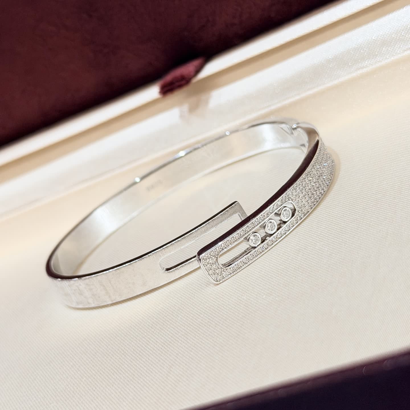 Bvlgari B.zero1 White Gold Diamond Bracelet
