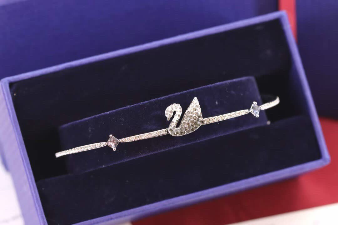 Swarovski Swan Bracelet