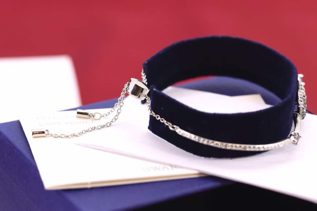 Swarovski Swan Bracelet