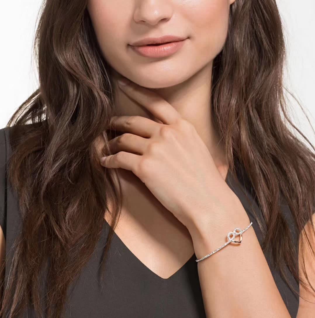 Swarovski Elegant Silver Heart Bracelet