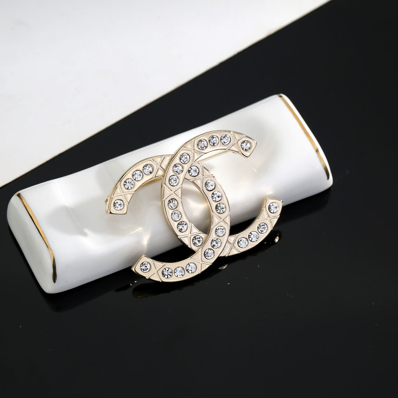 Chanel CC Logo Brooch with Crystals