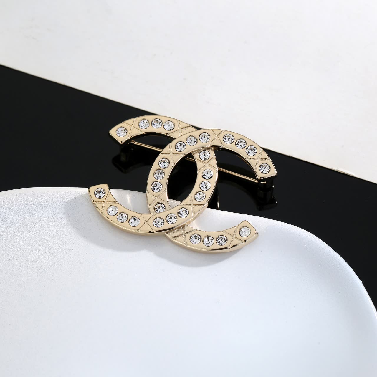 Chanel CC Logo Brooch with Crystals