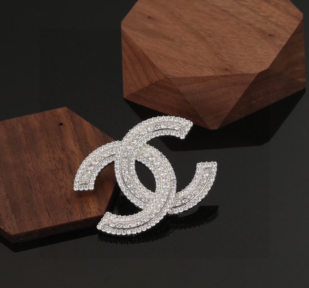 Chanel CC Logo Brooch