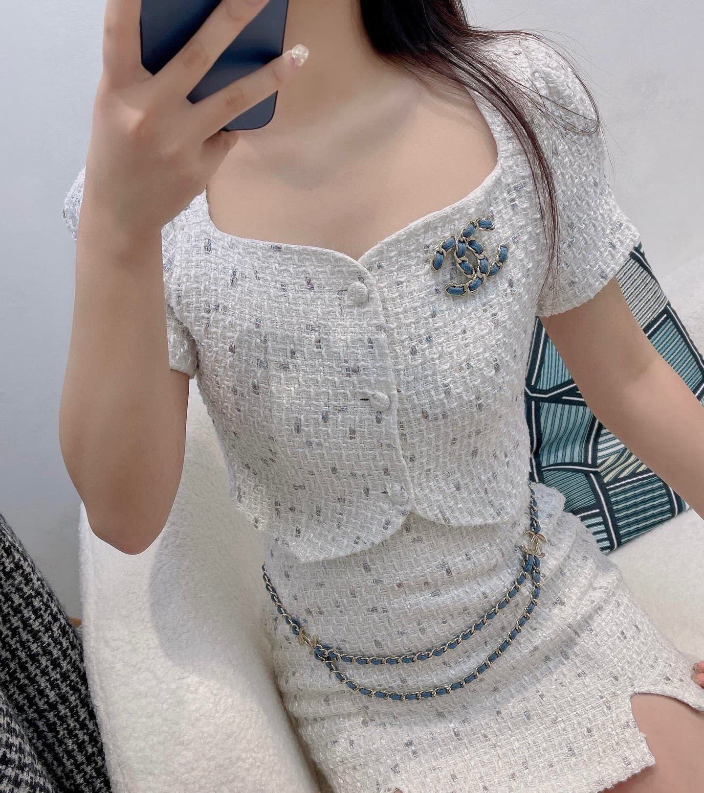 Chanel CC Brooch