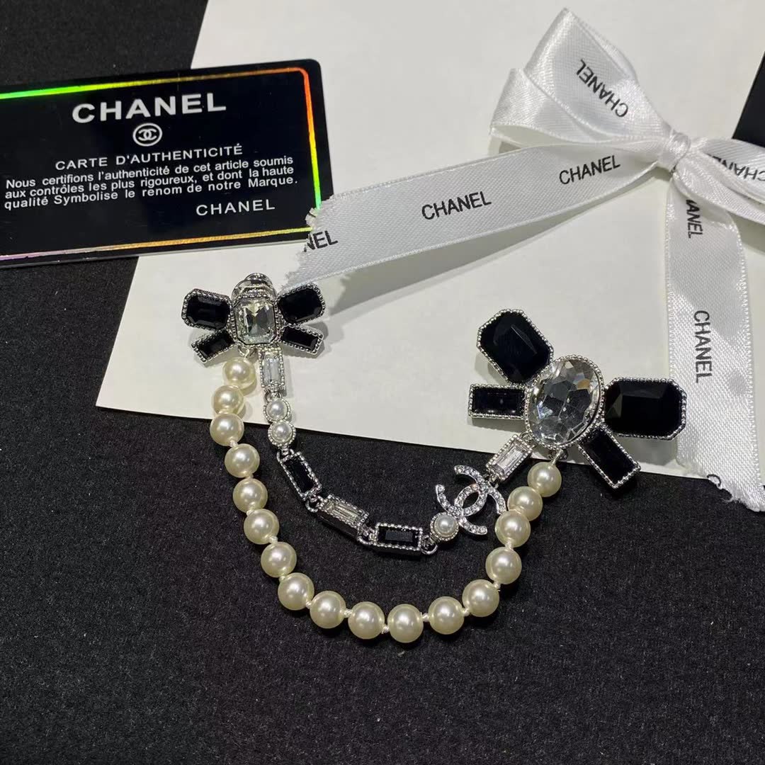 Chanel Pearl and Rhinestone Brooch