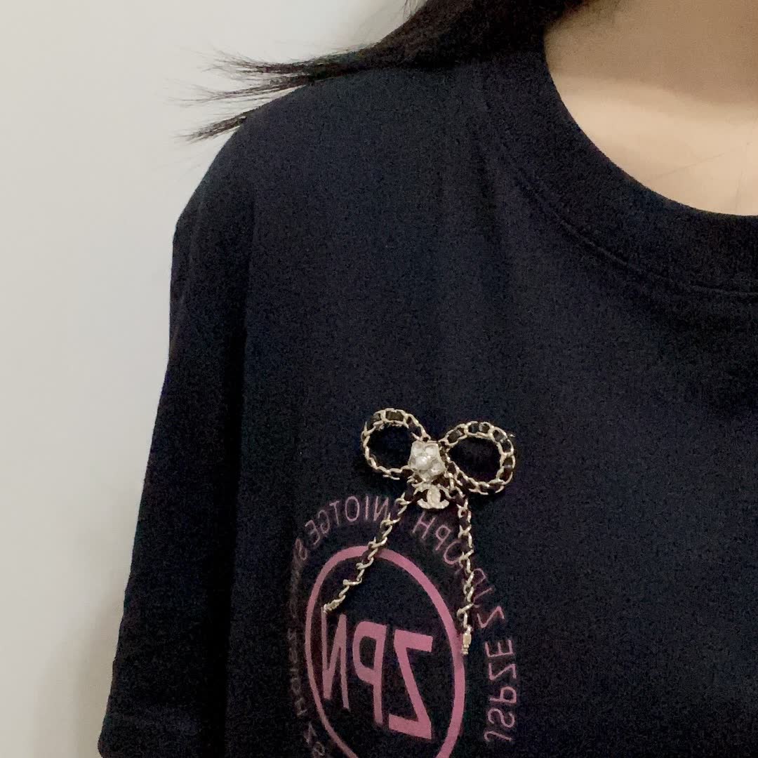 Chanel Chain Bow Brooch