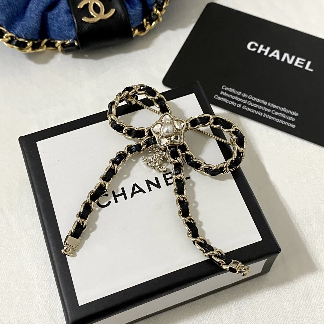 Chanel Chain Bow Brooch