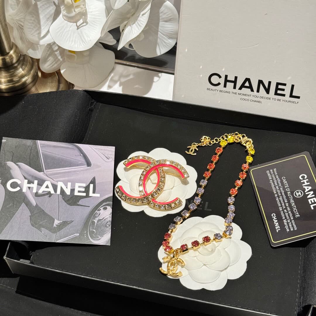 Chanel CC Logo Brooch