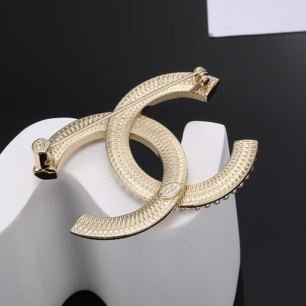 Chanel CC Logo Brooch with Pearls and Crystals