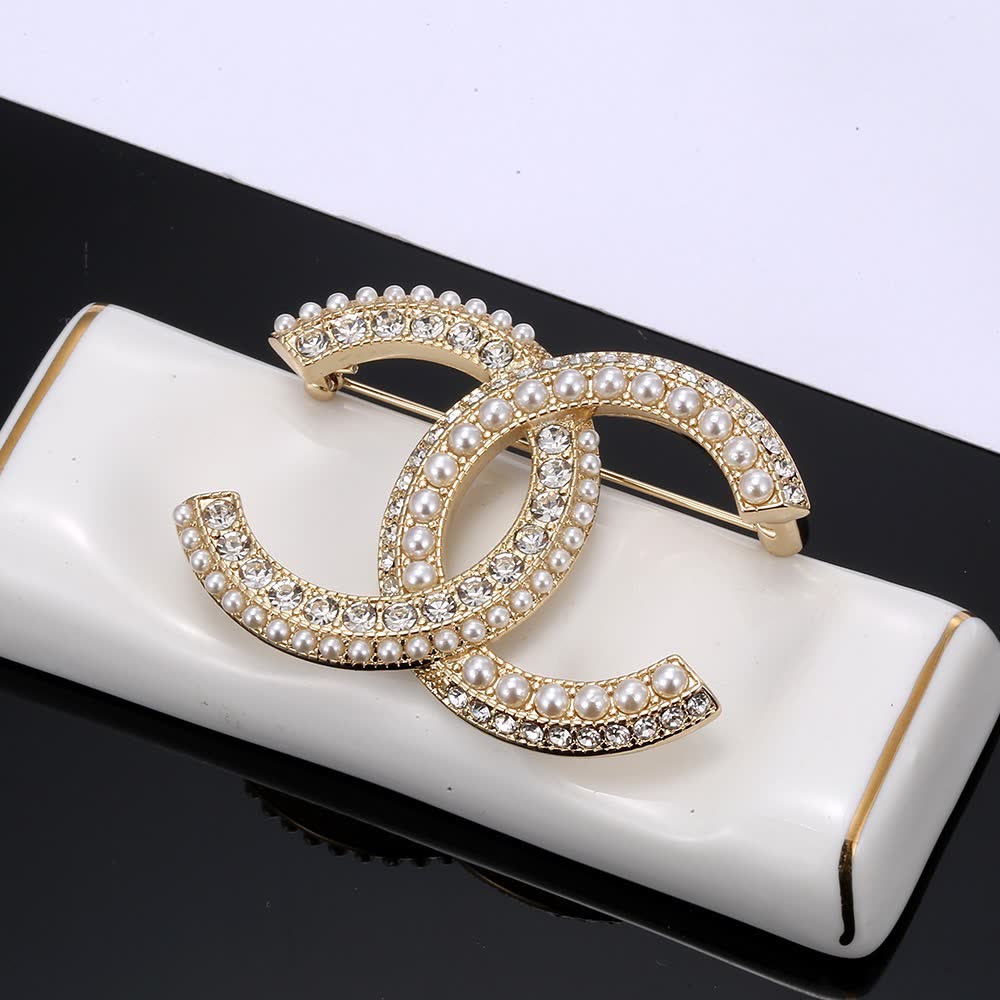 Chanel CC Logo Brooch with Pearls and Crystals