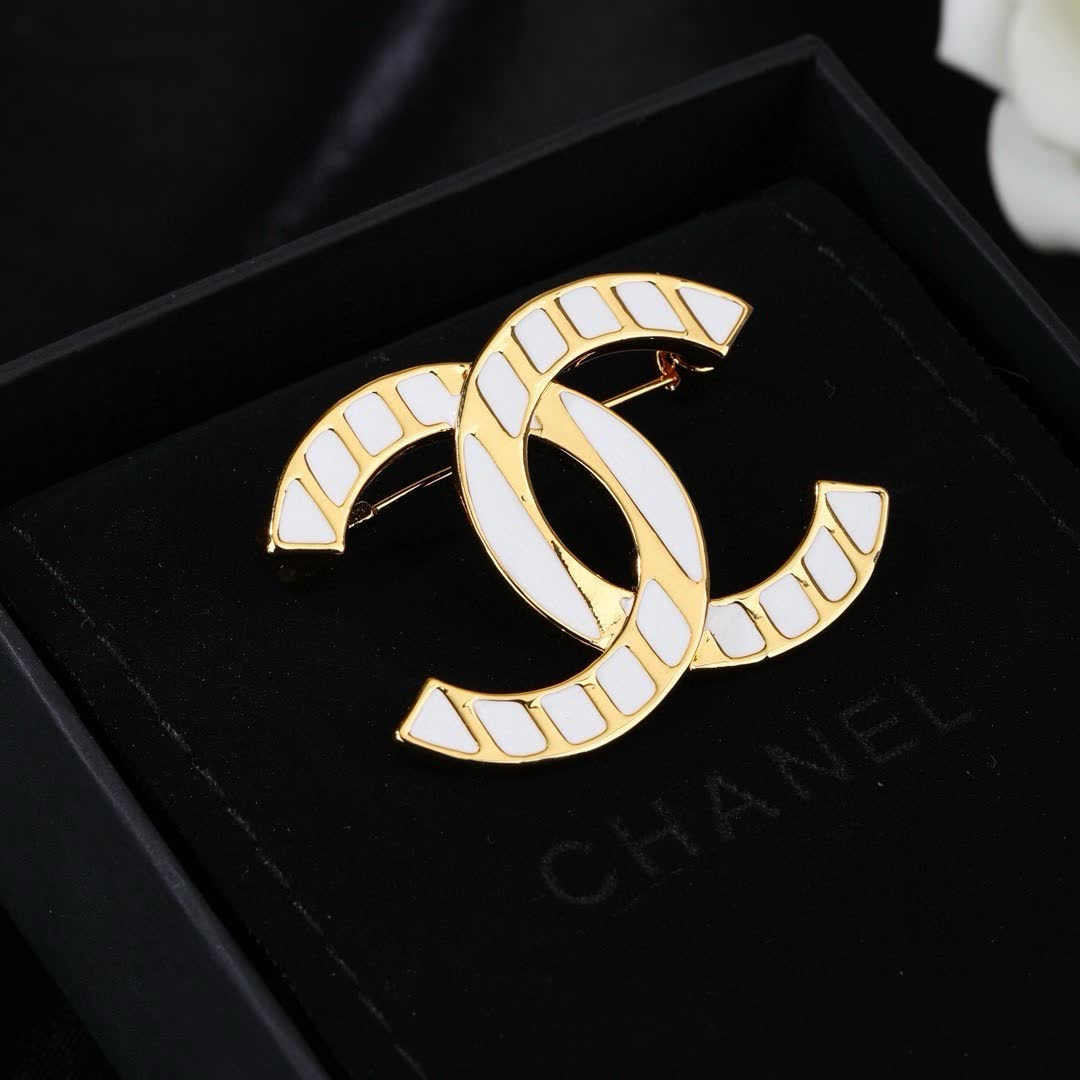 Chanel CC Logo Brooch