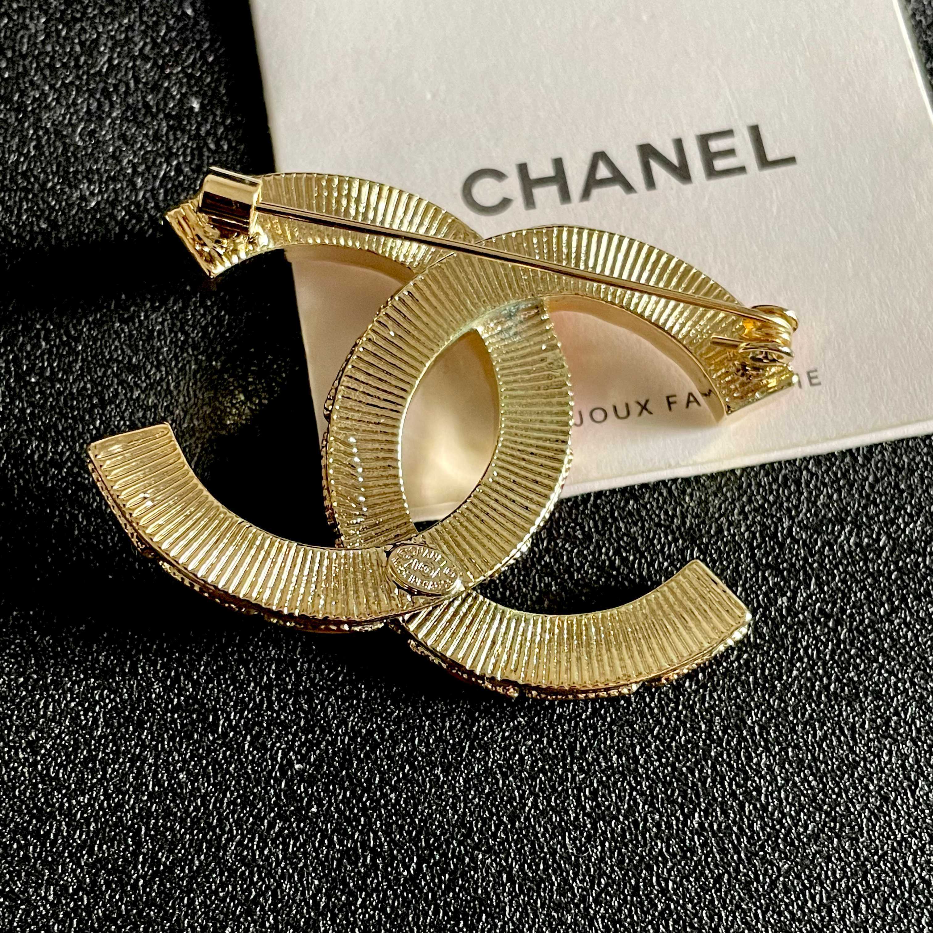 Chanel CC Brooch with Coral Inlay
