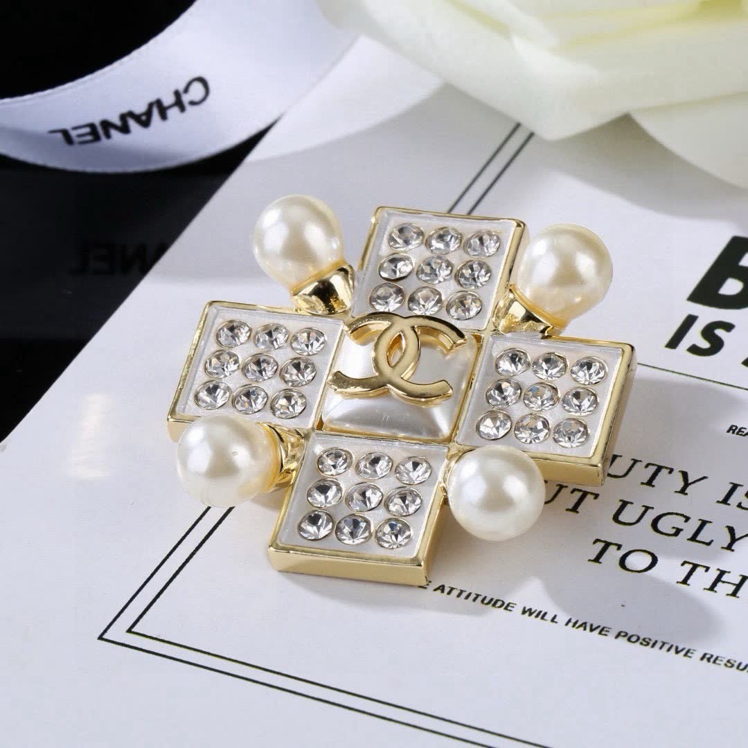 Chanel Pearl and Crystal Brooch