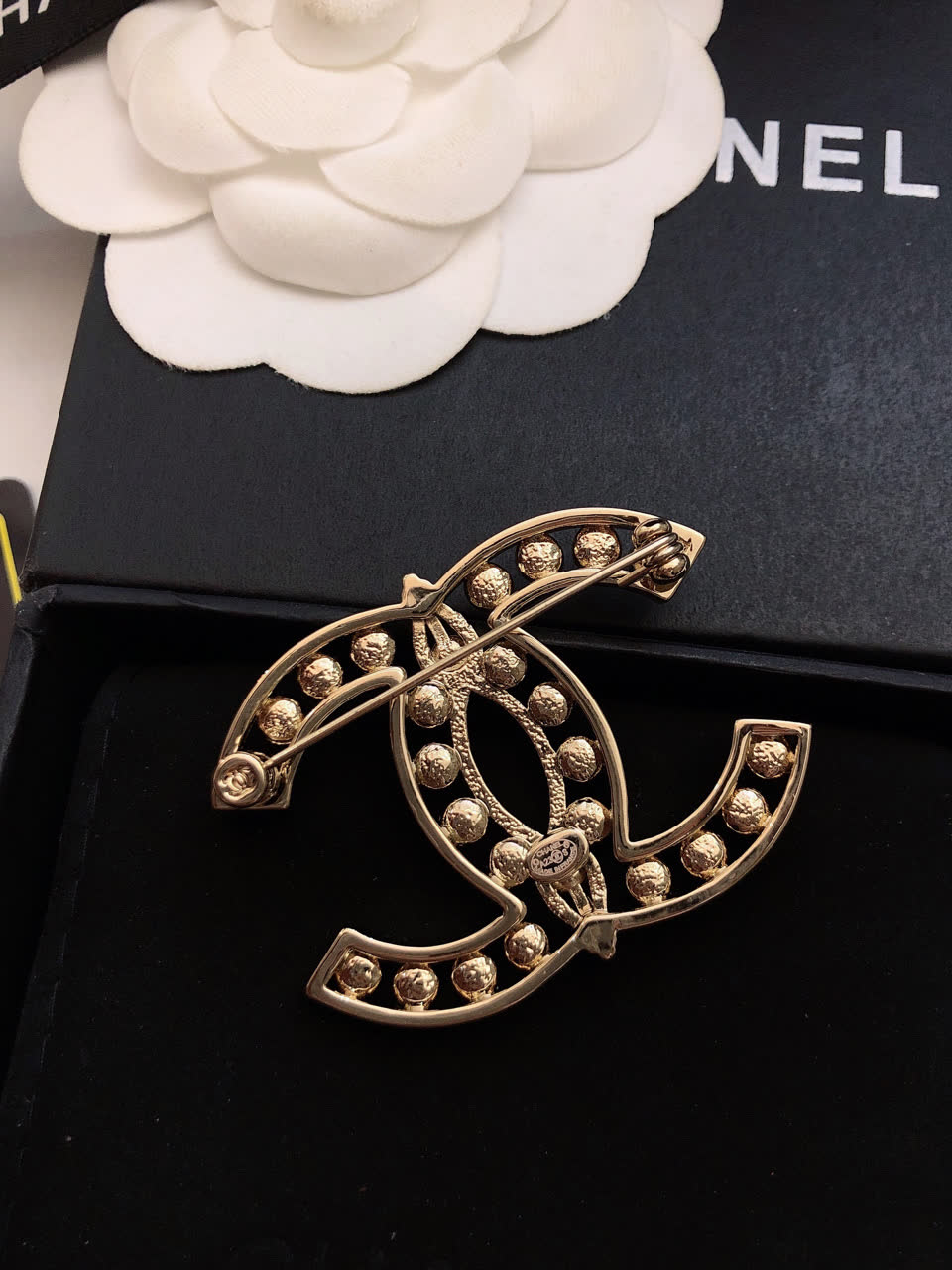 Chanel CC Logo Brooch with Crystals