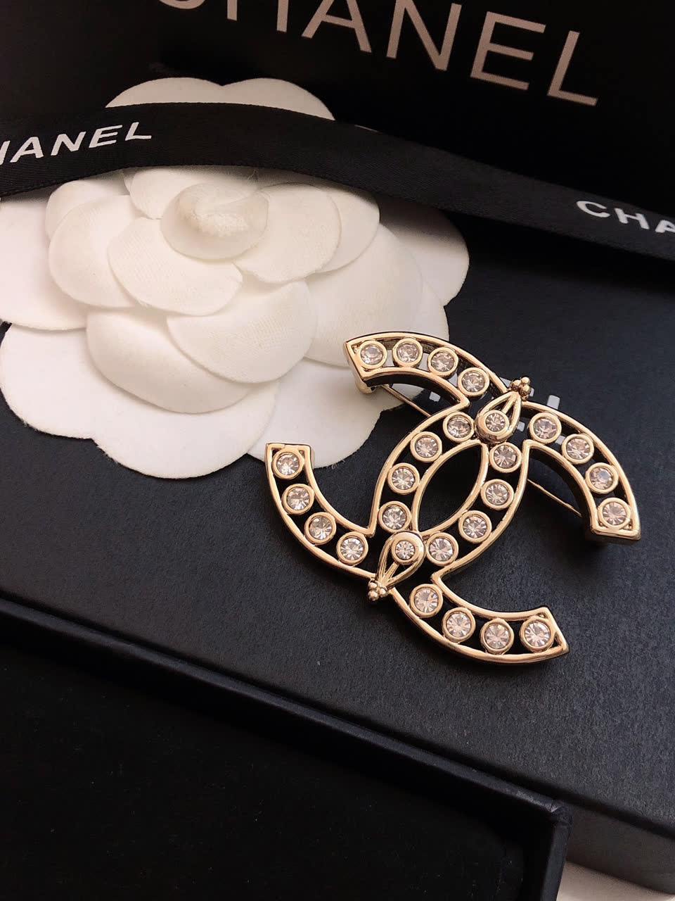 Chanel CC Logo Brooch with Crystals