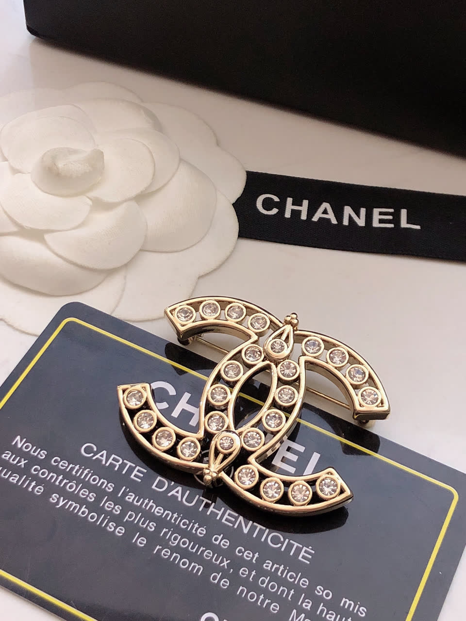 Chanel CC Logo Brooch with Crystals