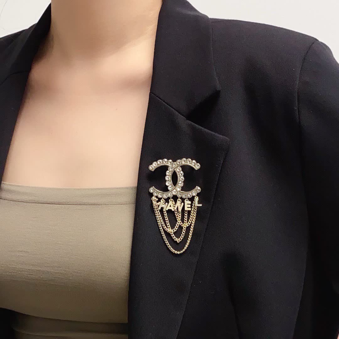 Chanel CC Logo Brooch with Chains