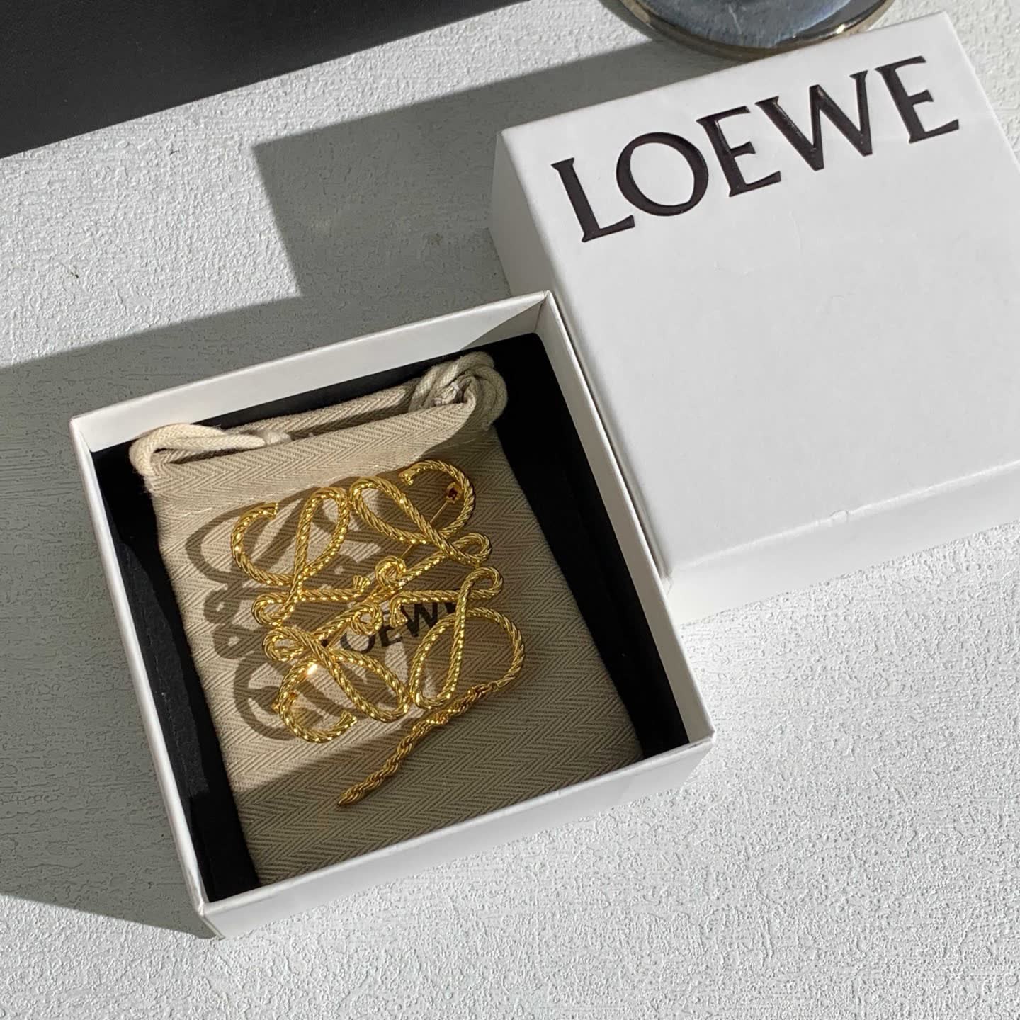Loewe UIN Gold Filigree Brooch