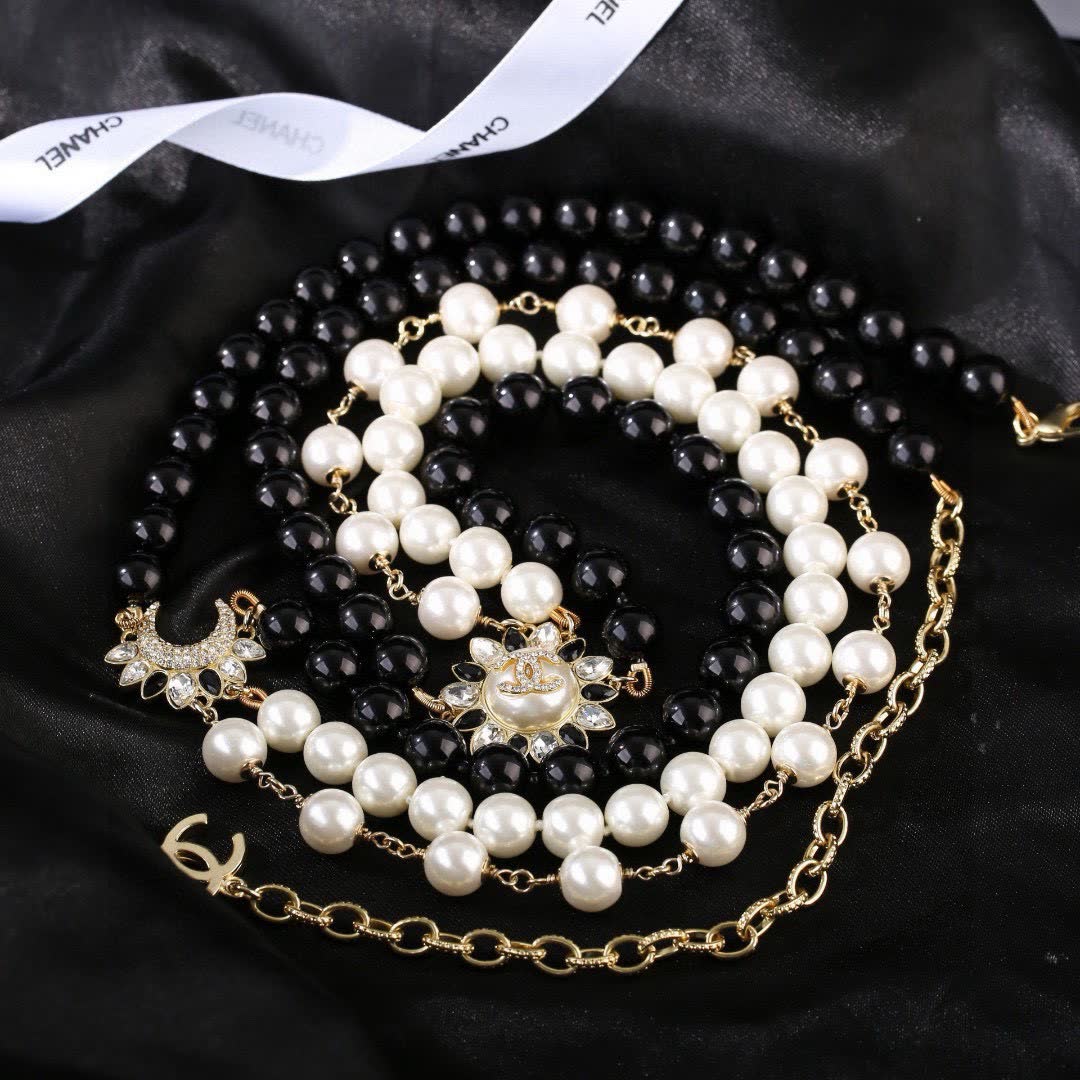 Chanel Pearl Belt