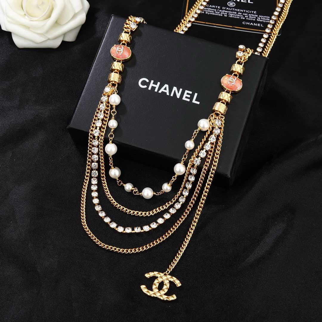 Chanel Gold Chain Belt with Pearls and CC Logo