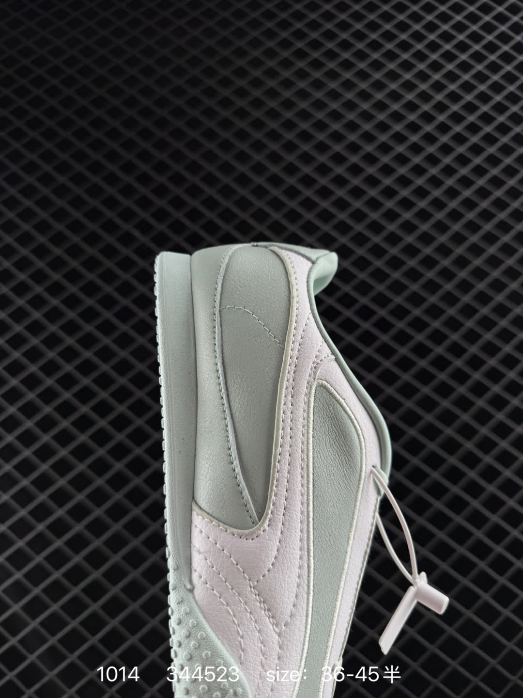 PUMA Bella V2 Leather