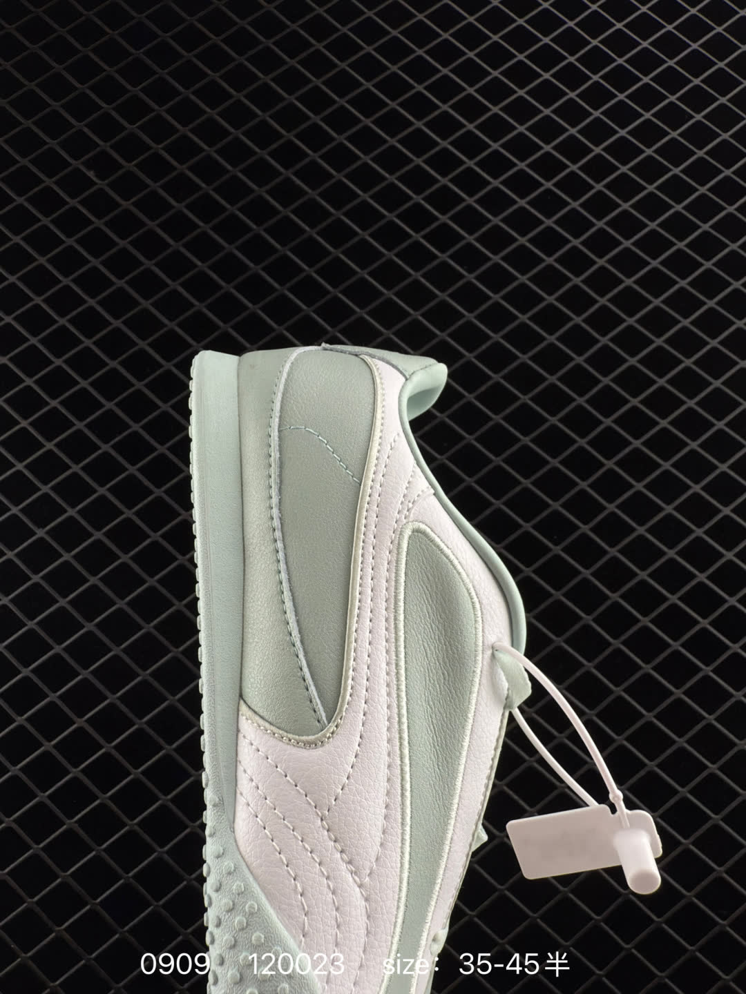 PUMA Bella V2 Leather