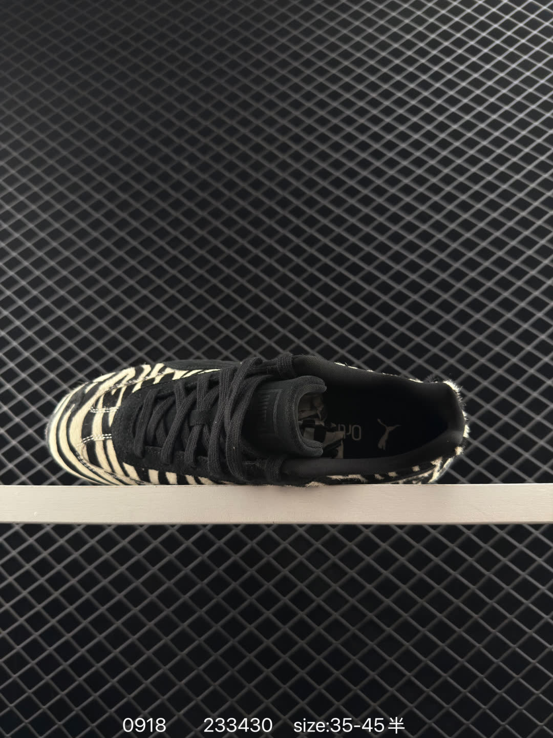 PUMA Bella V2 Leather