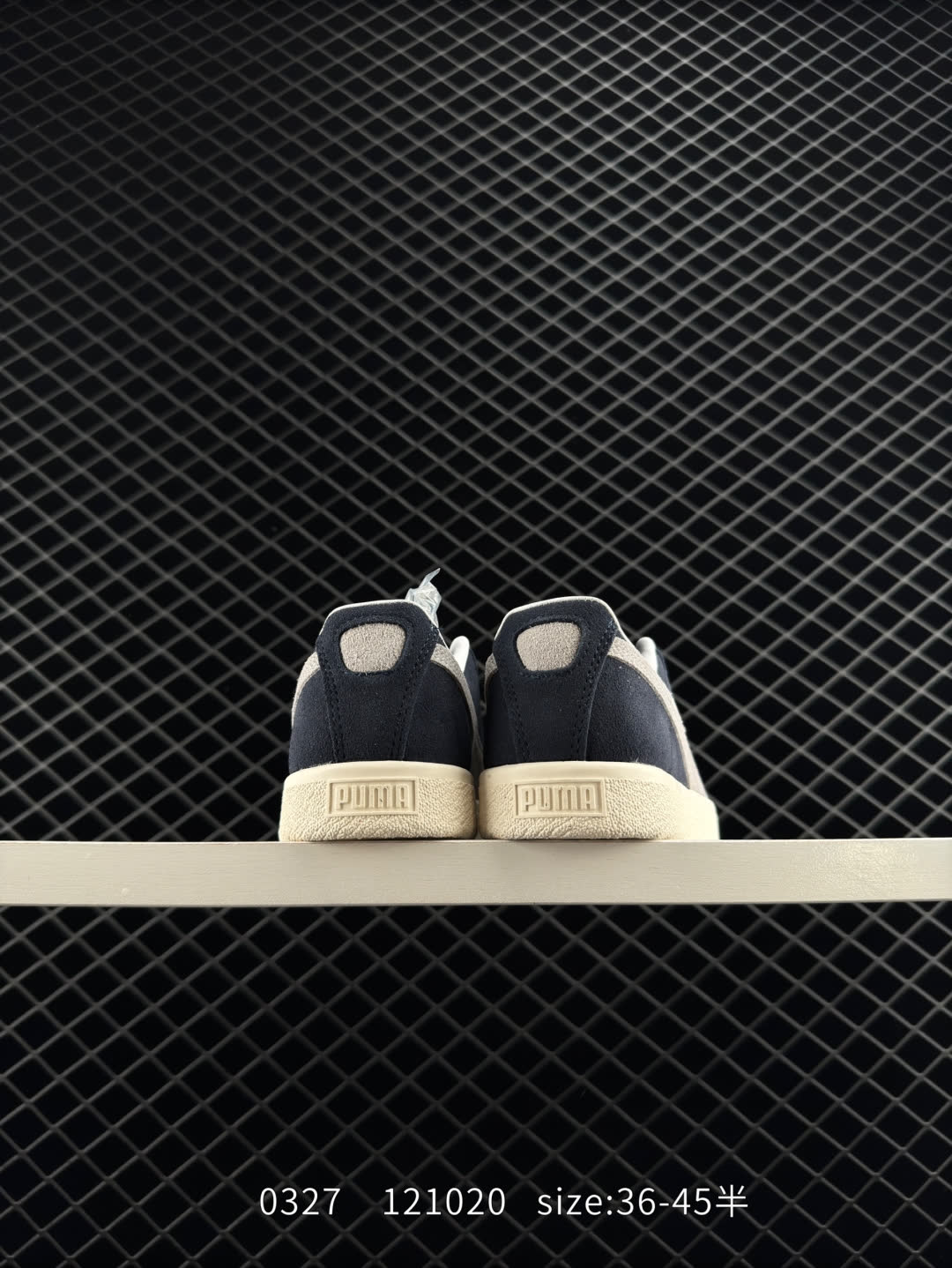 Puma Clyde OG Low Sneakers”Parisian Night“