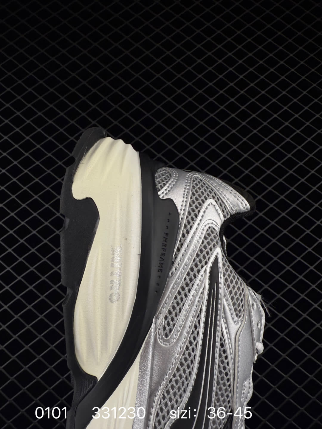 PUMA   Fade Nitro