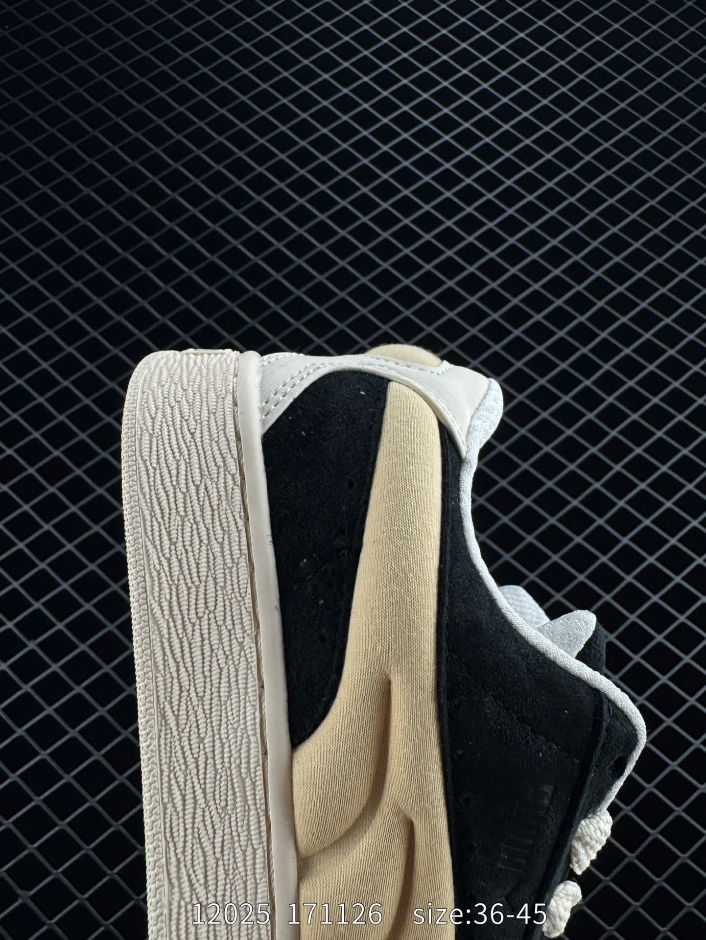 Scuderia Ferrari x PUMA Suede Low XL