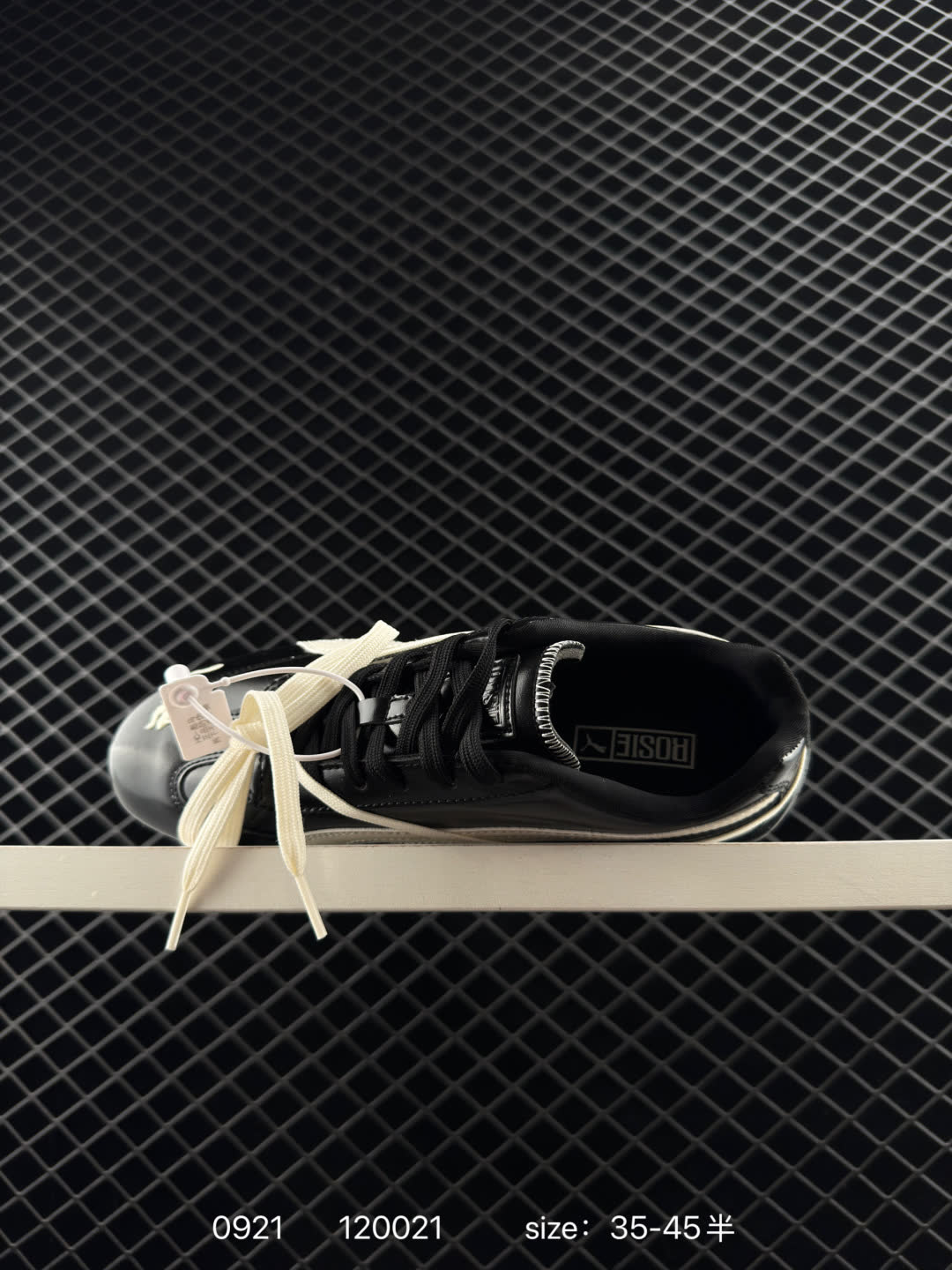 Rosé x PUMA  Speedcat