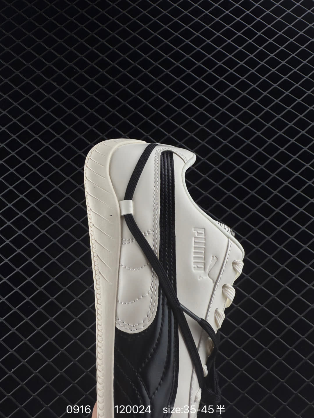 Rosé x PUMA  Speedcat