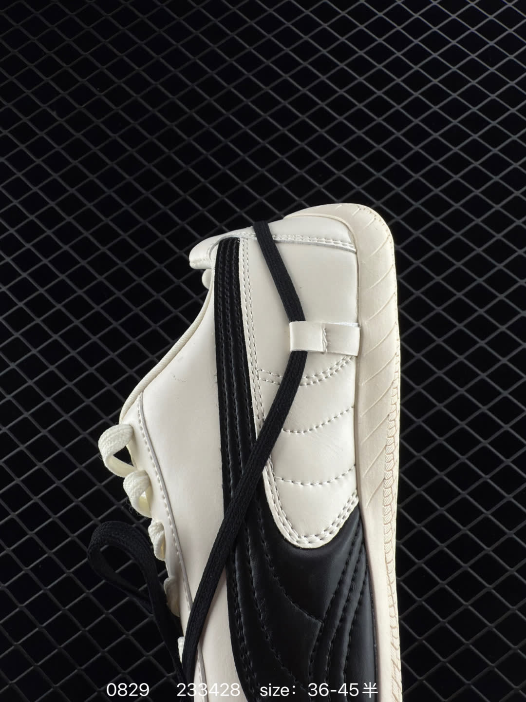 Rosé x PUMA  Speedcat