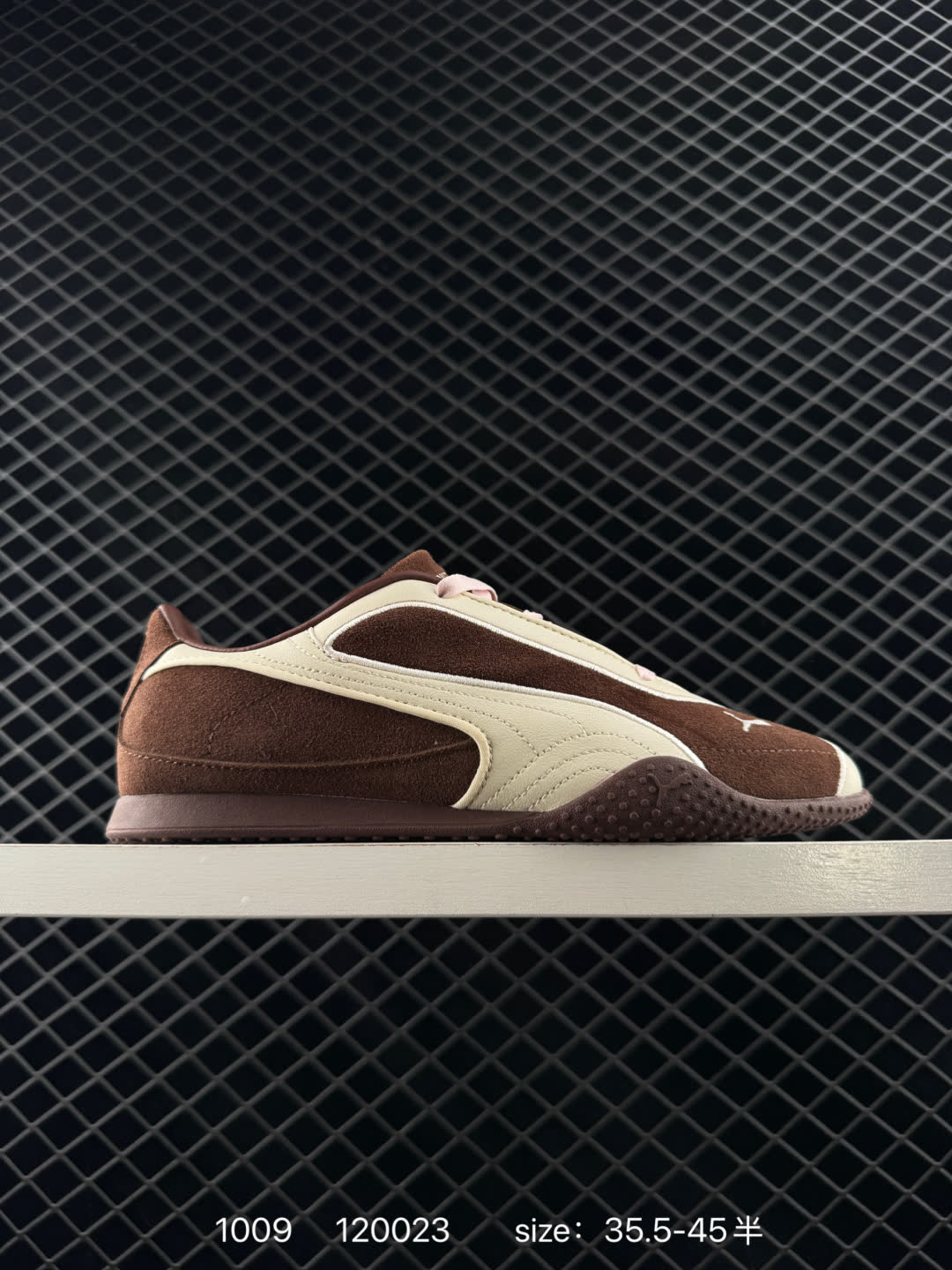 PUMA Bella V2 Suede PUMA Bella V2 Suede